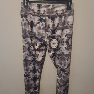 Energie workout leggings size medium floral